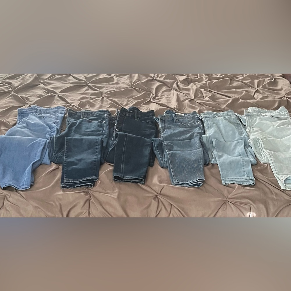 Jean Bundle - Includes jeans from Old Navy, Jessica Simpson, Gap.
